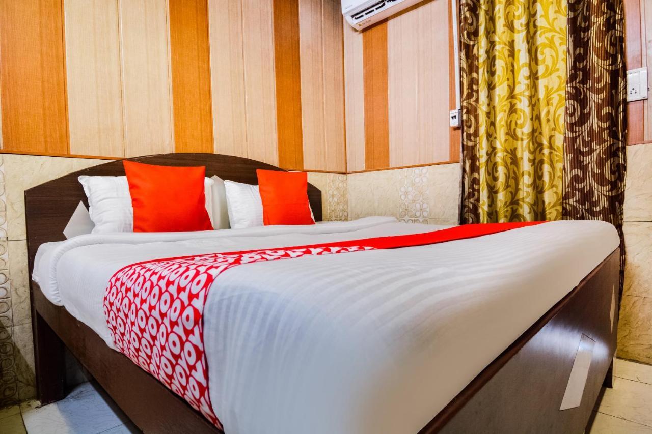 Oyo 46152 Hotel Neelam Karnal Exterior photo